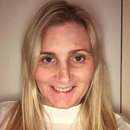 Suzanne is a clairvoyant psychic and medium offering Tarot and empathic guidance, delivering honest messages from Spirit for love, life, and clarity.